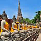 Πέτρινος Βούδας στην σειρά