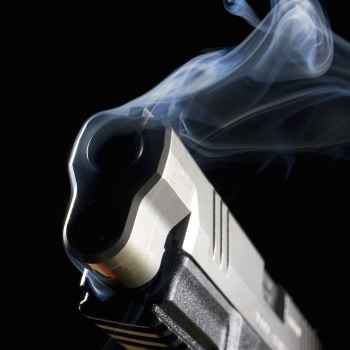 Πιστόλι που βγάζει καπνό